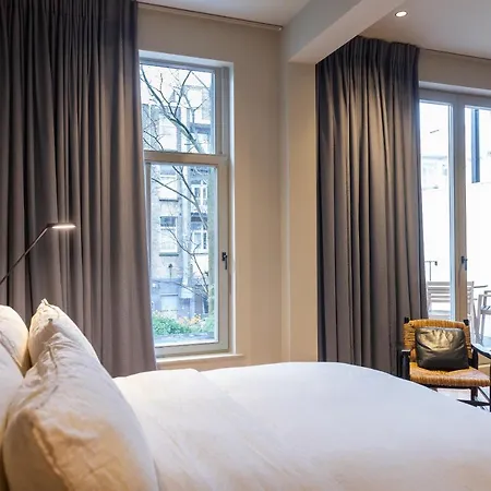 Bed & Breakfast Vondel 99 *