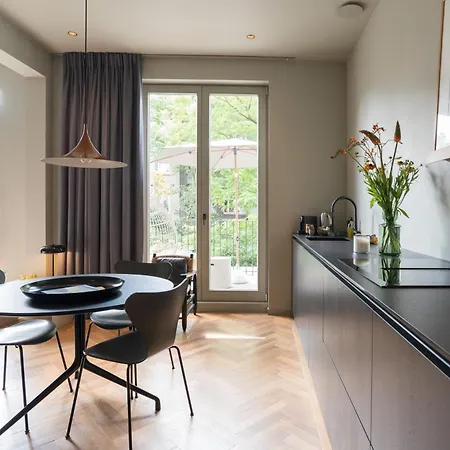Vondel 99 3* אמסטרדם
