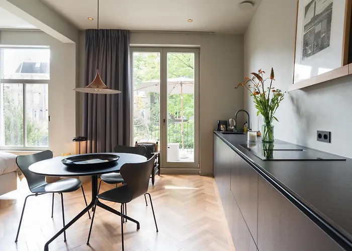 Vondel 99 3* Amsterdam