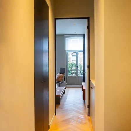 Bed & Breakfast Vondel 99